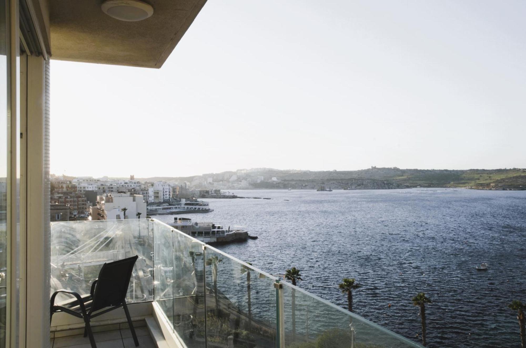New Seafront Apartment - Spectacular Views St. Paul's Bay Exteriér fotografie