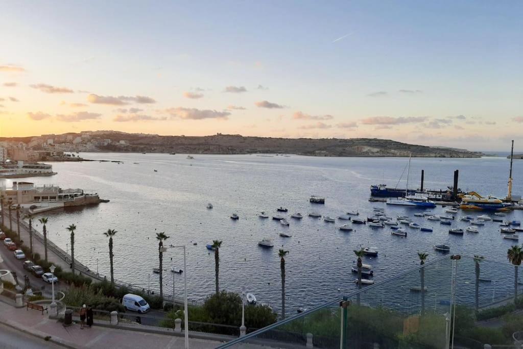 New Seafront Apartment - Spectacular Views St. Paul's Bay Exteriér fotografie