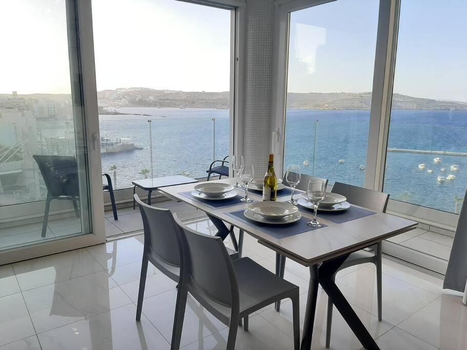 New Seafront Apartment - Spectacular Views St. Paul's Bay Exteriér fotografie