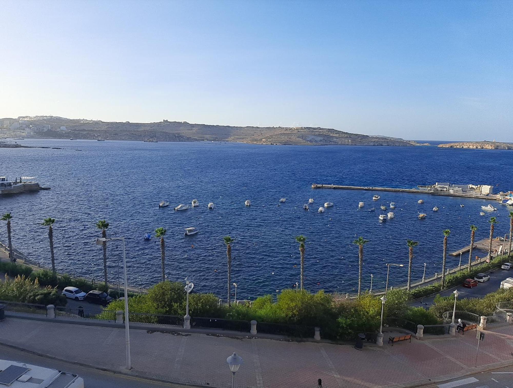 New Seafront Apartment - Spectacular Views St. Paul's Bay Exteriér fotografie