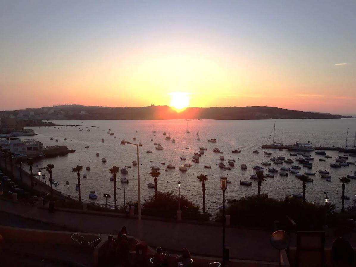 New Seafront Apartment - Spectacular Views St. Paul's Bay Exteriér fotografie